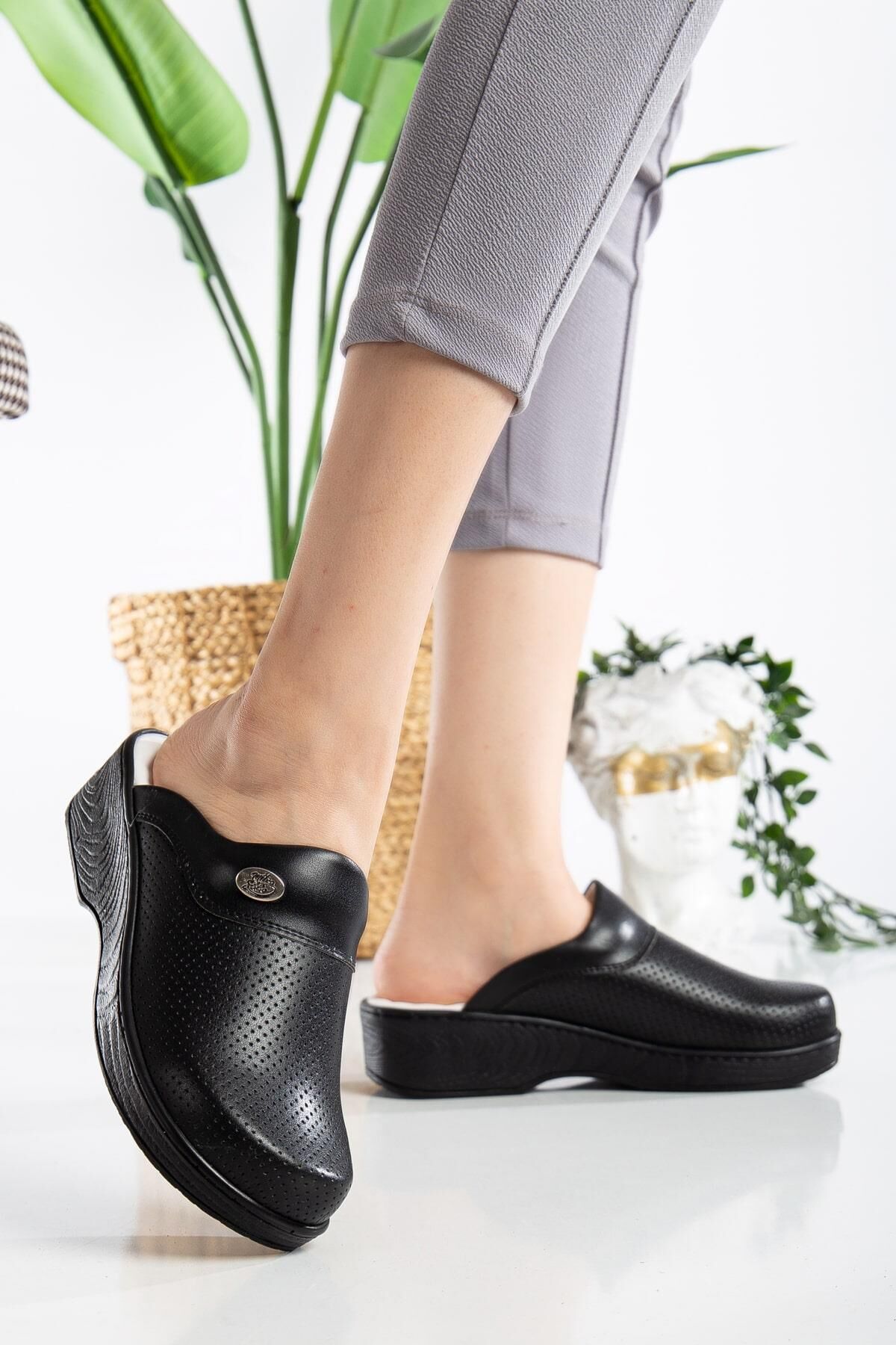 Siyah Ahşap Desen Görünümlü Sabo Terlik 601 Siyah