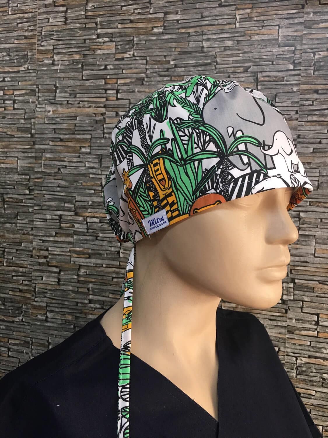 Hayvanat Bahçesi Desenli Bone