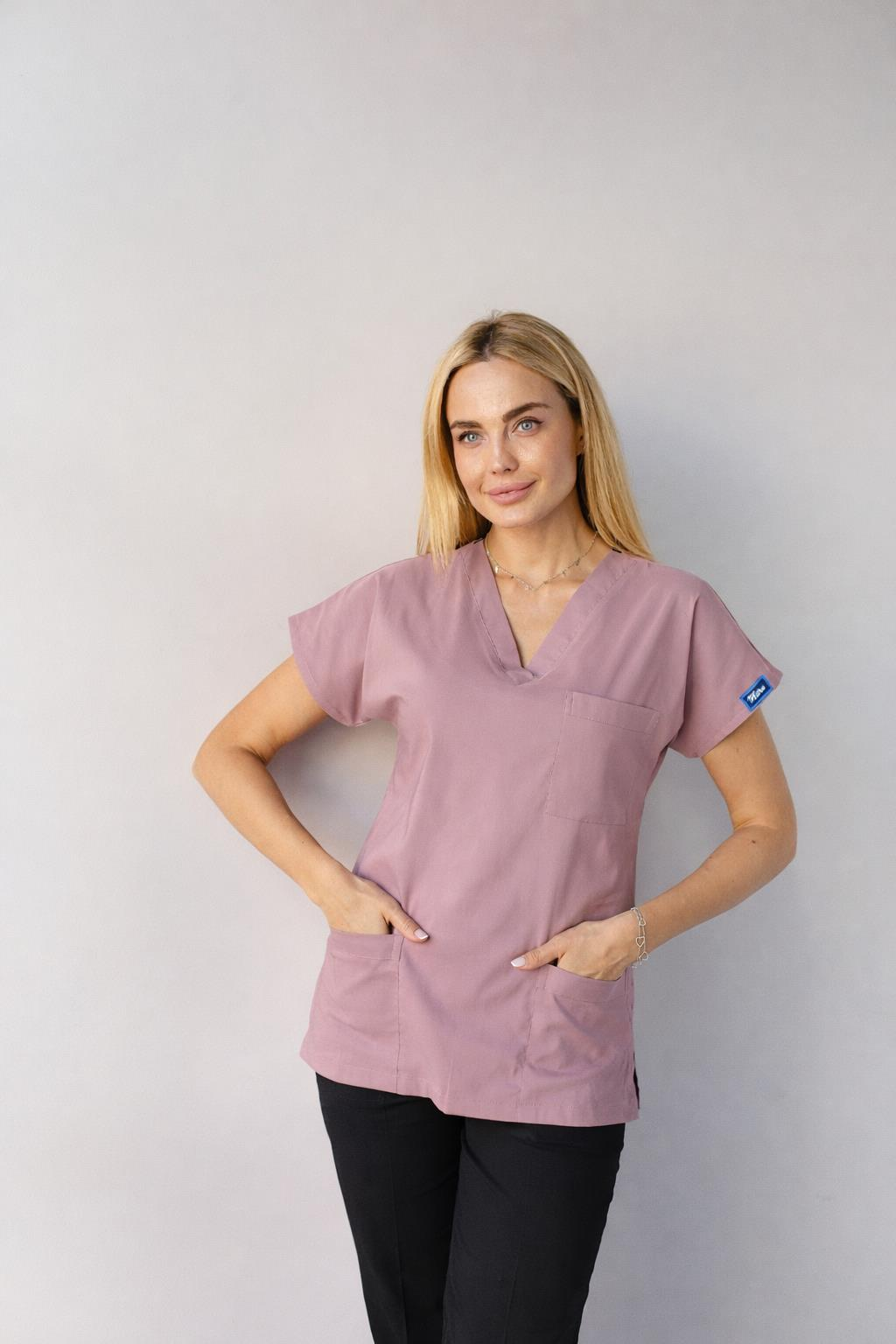 Üst Gül Kurusu Alt Siyah Likralı Hemşire Doktor Forması Unisex Cerrahi Takım Mitra Set Scrubs Üniforma