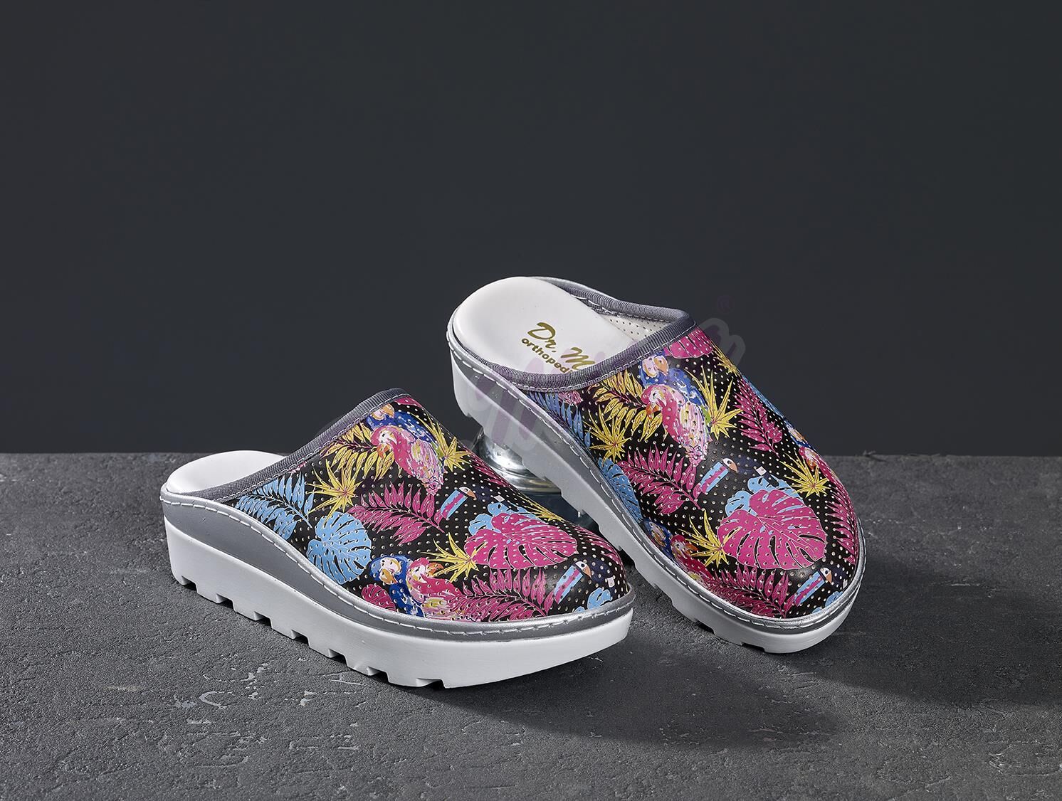 Traktör Taban Delikli Kadın Sabo Terlik 878