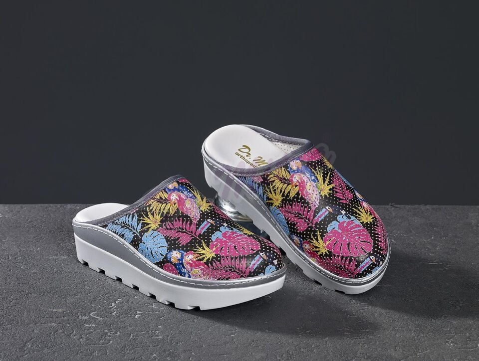 Traktör Taban Delikli Kadın Sabo Terlik 878