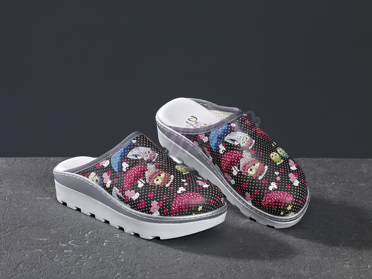 Traktör Taban Delikli Kadın Sabo Terlik 888