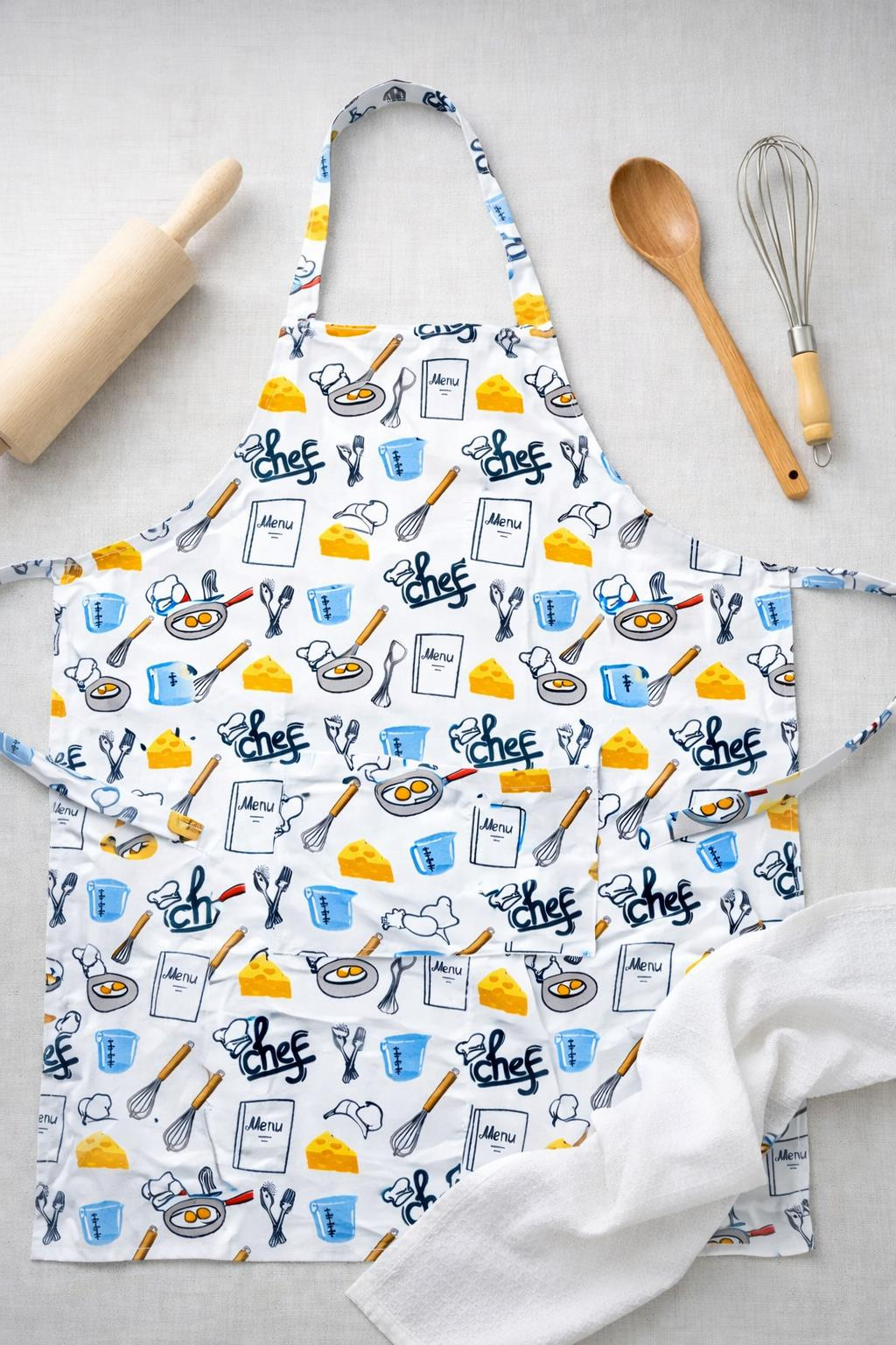 Mutfak Önlüğü – Mutfak Temalı, Suya Dayanıklı, 2 Geniş Cepli Renkli Önlük