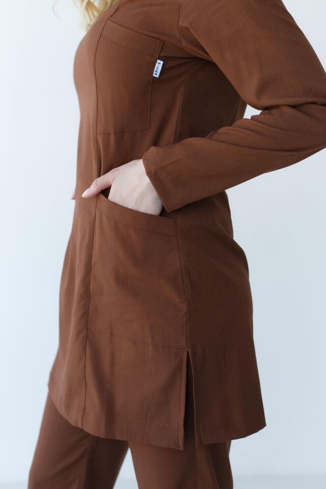 Kadın Likralı Tesettür Cerrahi Hemşire Doktor Takım Kahverengi